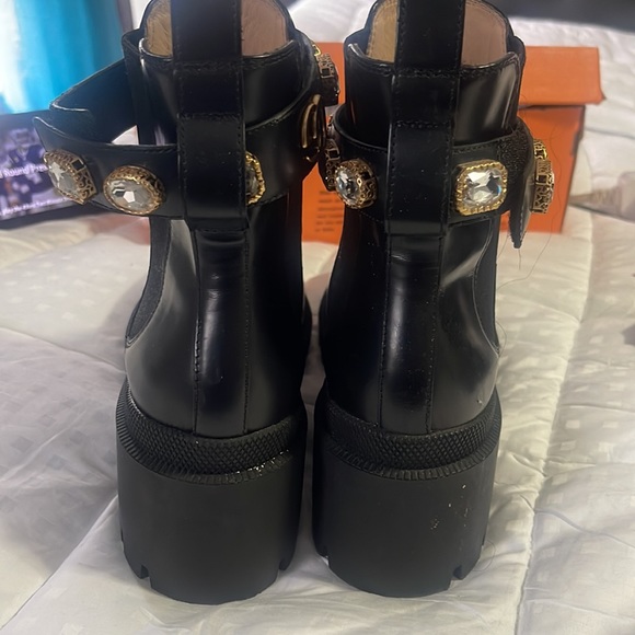 Gucci boot perfect condition worn 2 times , - Picture 4 of 5